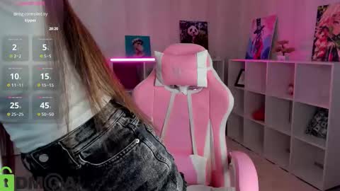 Snapshot of emy__angel chatting on September 2025 07:22:02 AM emy__angel online show from September 2025 07:22:02 AM