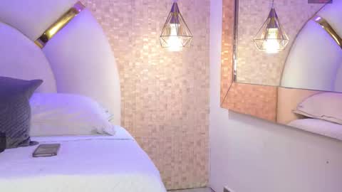 Snapshot of emy_rosse25 chatting on October 2025 11:36:02 AM Emy online show from October 2025 11:36:02 AM