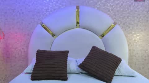 Snapshot of emy_rosse25 chatting on November 2025 11:33:02 AM Emy online show from November 2025 11:33:02 AM