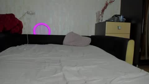 emydeliro online show from June 2026 04:06:01 PM