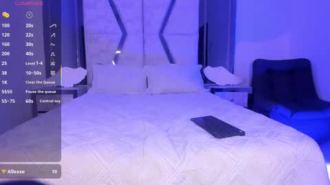 Snapshot of emysilver chatting on February 2025 11:14:02 PM Emy Silver online show from February 2025 11:14:02 PM