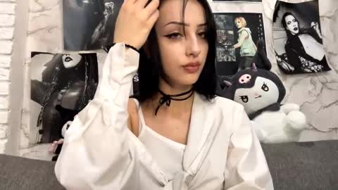 Snapshot of enasmelko chatting on October 2025 07:12:01 PM Amelia online show from October 2025 07:12:01 PM