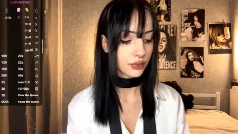 Snapshot of enasmelko chatting on November 2025 08:42:01 PM Amelia online show from November 2025 08:42:01 PM