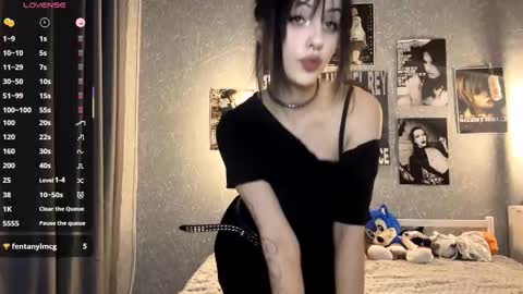 Snapshot of enasmelko chatting on November 2025 08:30:01 PM Amelia online show from November 2025 08:30:01 PM