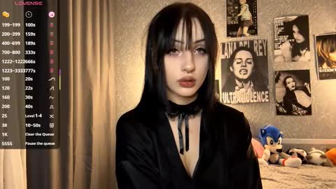 Snapshot of enasmelko chatting on November 2025 08:21:02 PM Amelia online show from November 2025 08:21:02 PM