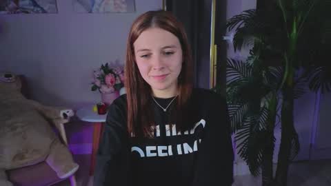 enchanted_bella online show from October 2025 09:02:01 PM