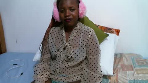 Vee online show from April 2026 01:53:01 AM