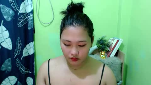 Eva online show from November 2025 06:18:01 PM