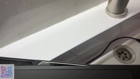 Mia online show from December 2024 12:52:01 AM