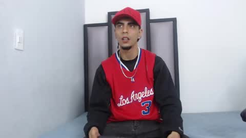 endrick_23 online show from March 2026 03:33:02 AM