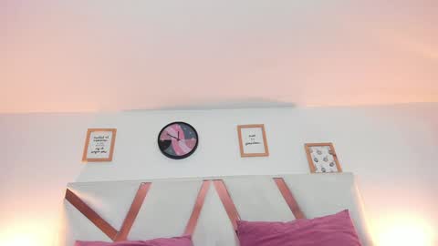  E N G E L  online show from February 2025 05:53:02 PM