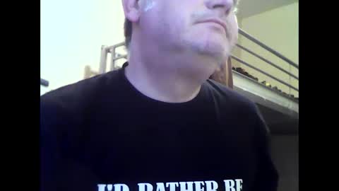 Snapshot of englishguysurrey chatting on February 2026 07:27:01 AM englishguysurrey online show from February 2026 07:27:01 AM