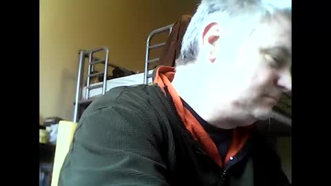 Snapshot of englishguysurrey chatting on February 2026 11:50:01 AM englishguysurrey online show from February 2026 11:50:01 AM