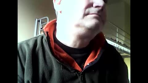 Snapshot of englishguysurrey chatting on March 2026 04:03:02 PM englishguysurrey online show from March 2026 04:03:02 PM