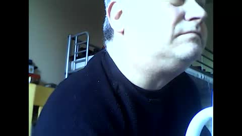 Snapshot of englishguysurrey chatting on April 2026 06:33:01 AM englishguysurrey online show from April 2026 06:33:01 AM