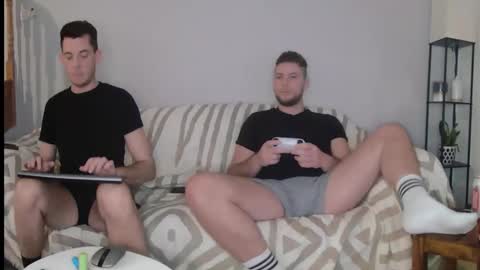 Snapshot of englishladxxx chatting on December 2024 07:03:02 PM Englishladxxx online show from December 2024 07:03:02 PM