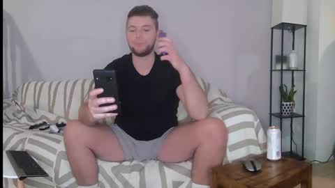 Snapshot of englishladxxx chatting on December 2024 08:58:01 PM Englishladxxx online show from December 2024 08:58:01 PM