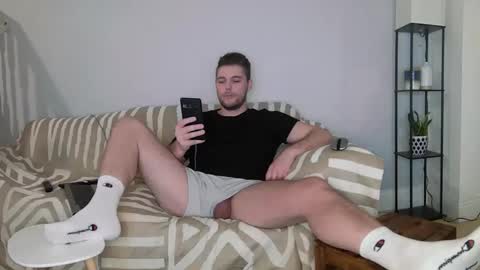 Snapshot of englishladxxx chatting on February 2025 12:19:02 AM Englishladxxx online show from February 2025 12:19:02 AM
