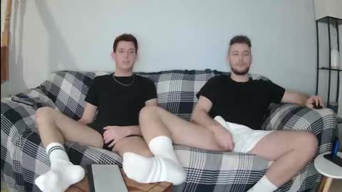 Englishladxxx online show from March 2026 08:35:02 PM