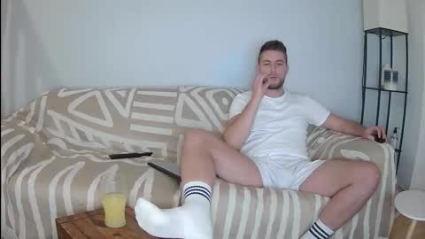 Englishladxxx online show from May 2026 10:59:01 PM