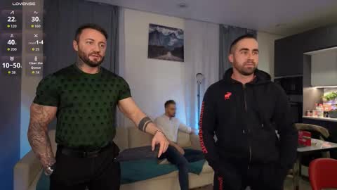 Snapshot of enjohnny chatting on October 2025 04:24:02 PM Johnny online show from October 2025 04:24:02 PM