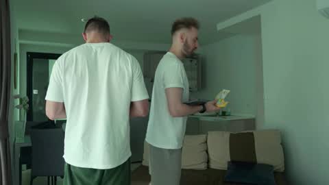 Johnny online show from February 2026 01:53:02 AM