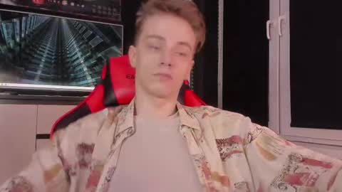 Enker online show from October 2025 08:57:01 PM