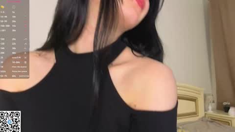 Snapshot of enricaelis chatting on October 2025 08:22:02 PM Sani online show from October 2025 08:22:02 PM