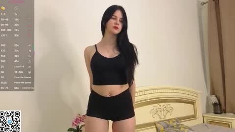 Snapshot of enricaelis chatting on November 2025 08:08:01 PM Sani online show from November 2025 08:08:01 PM