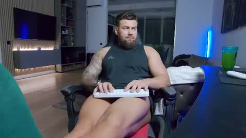 Erik online show from June 2026 07:11:01 PM
