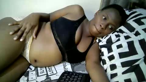 Snapshot of enter_dee chatting on March 2026 06:45:02 PM Ell online show from March 2026 06:45:02 PM