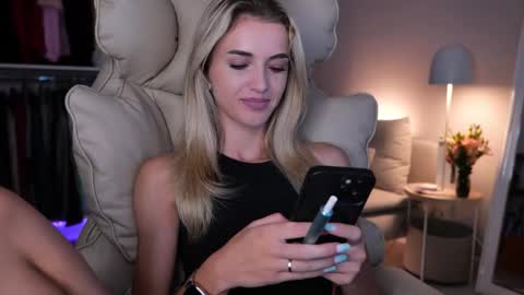 Snapshot of entya chatting on September 2025 05:40:01 AM entya online show from September 2025 05:40:01 AM