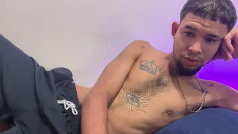 enyel_100 online show from February 2026 07:01:01 AM