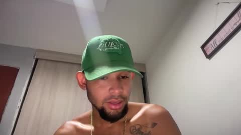 enyel_100 online show from May 2026 08:19:01 AM