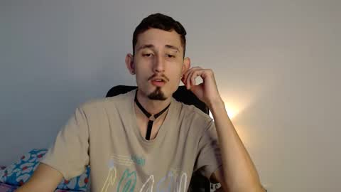 Snapshot of enzo_1408 chatting on March 2025 02:34:02 PM enzo 1408 online show from March 2025 02:34:02 PM
