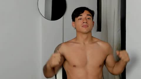 Snapshot of enzo_corleone chatting on May 2026 01:47:02 AM enzo_corleone online show from May 2026 01:47:02 AM
