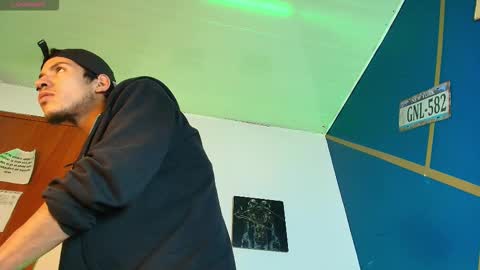 enzo_jagger online show from March 2026 11:22:02 PM