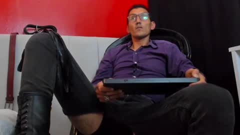 Enzo Pratt online show from March 2025 01:04:01 PM