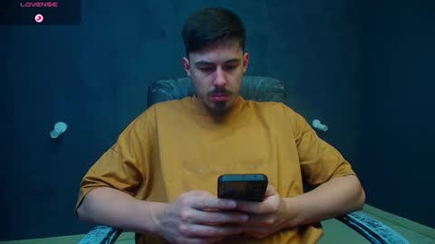 Snapshot of enzorace chatting on November 2025 05:34:01 AM EnzoRace online show from November 2025 05:34:01 AM