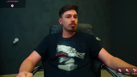 Snapshot of enzorace chatting on November 2025 06:24:02 AM EnzoRace online show from November 2025 06:24:02 AM