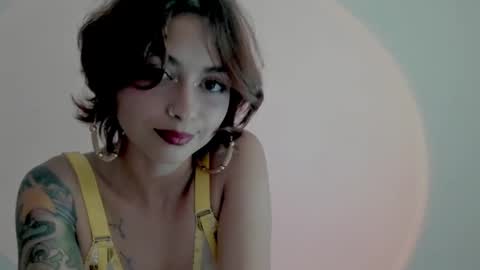 Leyla online show from March 2025 11:09:02 PM