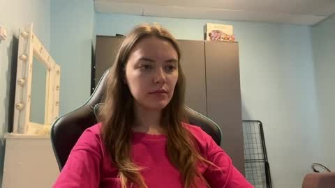 Lily online show from May 2026 08:09:01 AM