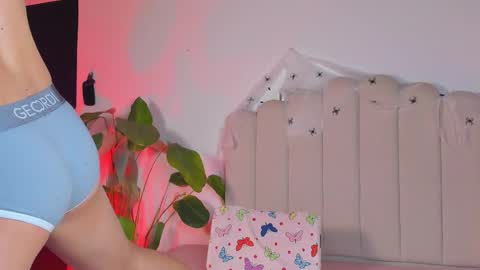 Snapshot of eragonbooy02 chatting on October 2025 06:39:02 PM Eragon online show from October 2025 06:39:02 PM