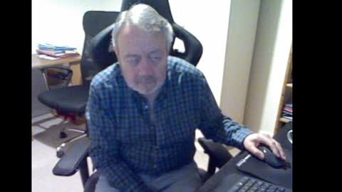 Snapshot of erasmus_d chatting on January 2025 06:06:01 PM erasmus_d online show from January 2025 06:06:01 PM