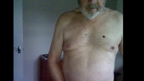 Snapshot of erasmus_d chatting on October 2025 05:11:02 PM erasmus_d online show from October 2025 05:11:02 PM