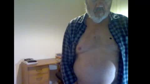 Snapshot of erasmus_d chatting on October 2025 05:33:02 PM erasmus_d online show from October 2025 05:33:02 PM