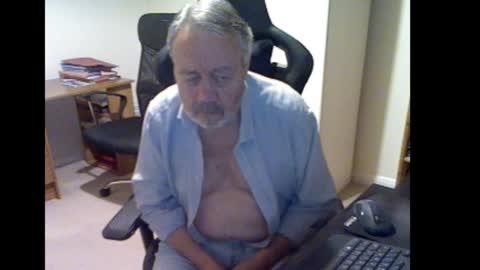 Snapshot of erasmus_d chatting on October 2025 05:36:02 PM erasmus_d online show from October 2025 05:36:02 PM