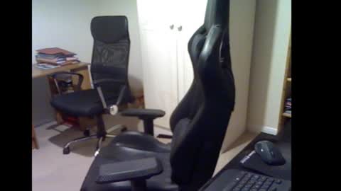 Snapshot of erasmus_d chatting on November 2025 05:45:02 PM erasmus_d online show from November 2025 05:45:02 PM