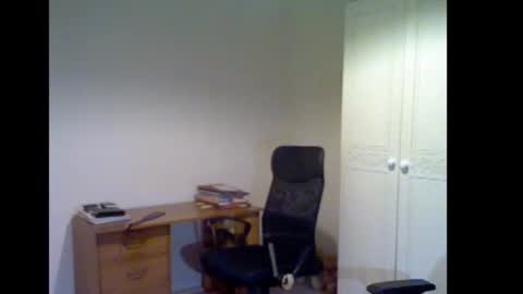 Snapshot of erasmus_d chatting on February 2026 06:04:02 PM erasmus_d online show from February 2026 06:04:02 PM