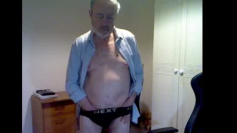 Snapshot of erasmus_d chatting on March 2026 06:26:02 PM erasmus_d online show from March 2026 06:26:02 PM